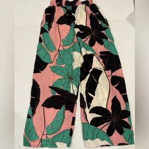 Sofia by Sofia Vergara Leaf Print Pants